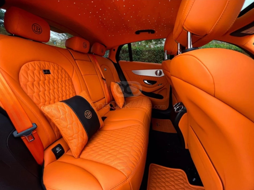 Mercedes-Benz GLC 2022 - SUV thumbnail NaN